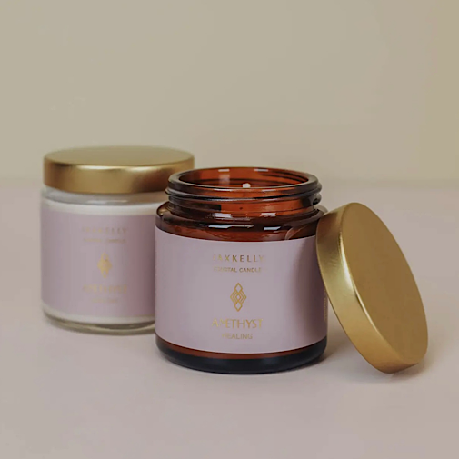 Amber and sandalwood crystal candle with Amethyst stone for healing and relaxation, hand-poured soy wax